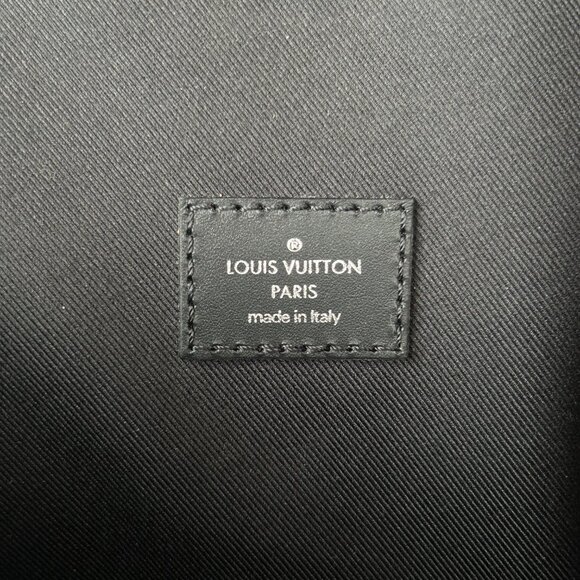 Louis Vuitton Black & Yellow Logo EPI Bumbag - Picture 4 of 4